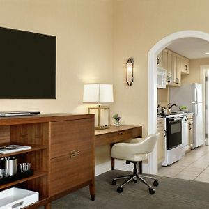 Pool Side King Suite