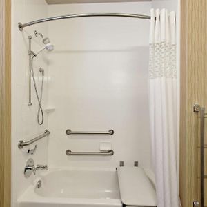 King Room Mobility accessible