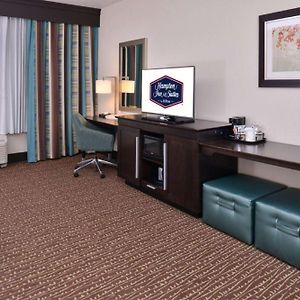 Queen Room Mobility accessible