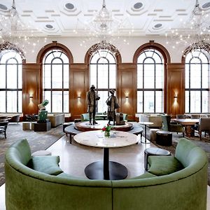 Hotel Fort Des Moines, Curio Collection By Hilton