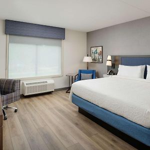 King Room Mobility Access or Non-Smoking