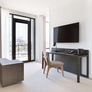 One-Bedroom King Suite