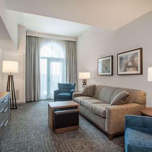 One-Bedroom King Suite
