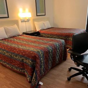 Queen Room Two Queen Beds