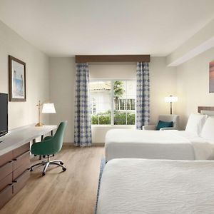 Queen Room Two Queen Beds Mobility Hearing Access