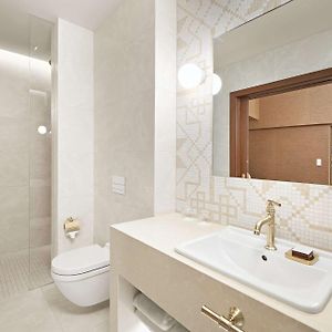 Classic King Room