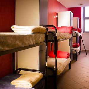 Dormitory Room Mixed