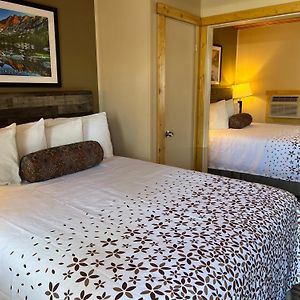 Economy King Room