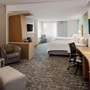 Queen Room Hearing Accesible