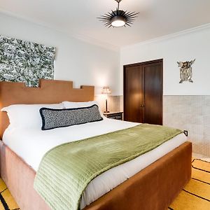 Superior King Suite