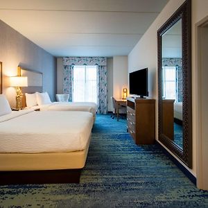 Queen Suite Two Queen Beds Hearing Access or Non-Smoking