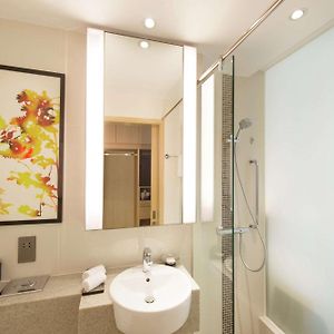 Deluxe Family Twin Room