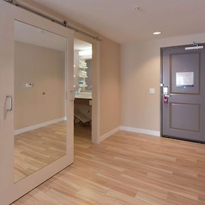 Queen Room Two Queen Beds Mobility Access or Non-Smoking