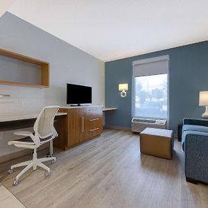 One-Bedroom King Suite Non-Smoking