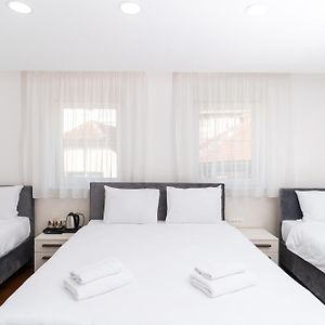 Basic Triple Room