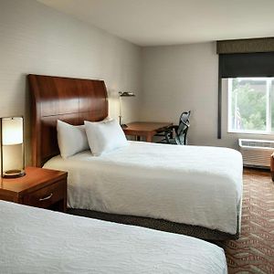 Queen Room Two Queen Beds
