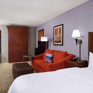 King Room Accessible Tub Mobility Hearing Access or Non-Smoking