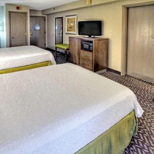 Queen Room Two Queen Beds Hearing Access or Non-Smoking