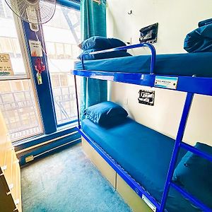 Dormitory Room Mixed