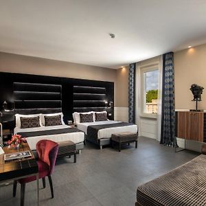 Quadruple Suite