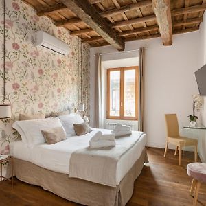 Deluxe Connecting Room