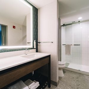 Two-Bedroom Queen Suite Hearing accessible