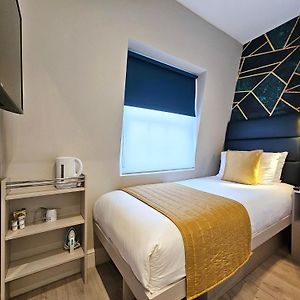 Small Single Room
