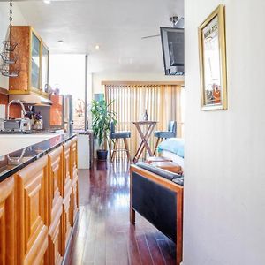 Deluxe Queen Studio