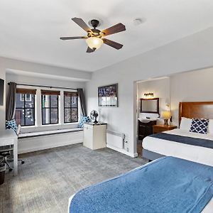 Standard Queen Room