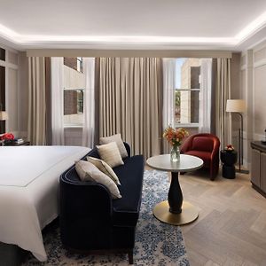 Grand Deluxe King Room