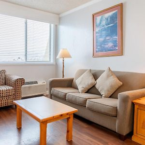 One Bedroom Suite