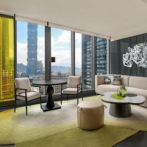 One-Bedroom King Suite