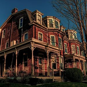 Brickhouse Inn B&B