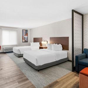 Queen Suite Disability Access