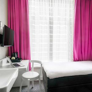 Standard Room with 1 Single Bed