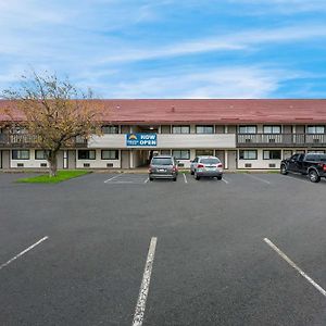 Suburban Studios Peoria