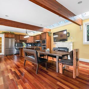 Charming Retreat On Cypress Street, Your Home Away From Home