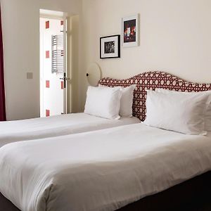 Cozy Twin Room