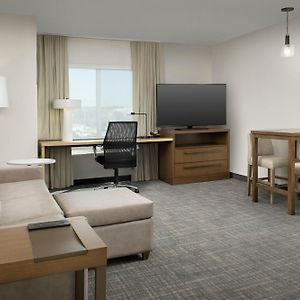 One-Bedroom King Suite