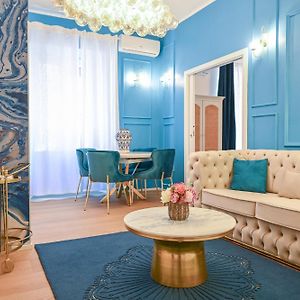 Superior King Suite