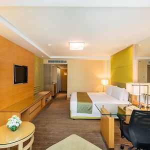 Premier Twin Room