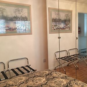 Diana'S Luxury Bed And Breakfast