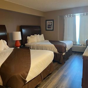 Two Queen Beds Suite Non-Smoking