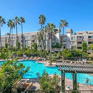 Oceanview Retreat - Steps To The Beach And 2 Pools