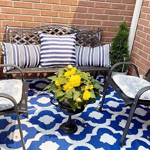 Cobblestone Bed And Breakfast