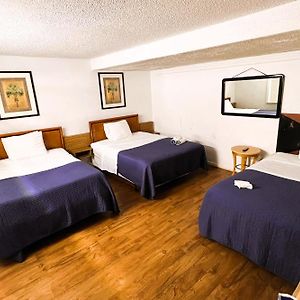 3 Full Bed