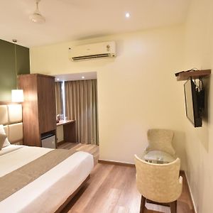 Executive King Room