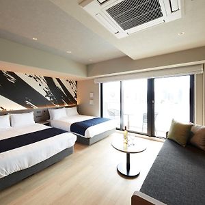 Premium Suite