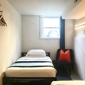 Modern Guesthouse Ironbound Newark With Kitchen-Fasttraintonyc-Onestoptoairport