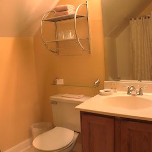 Queen Suite